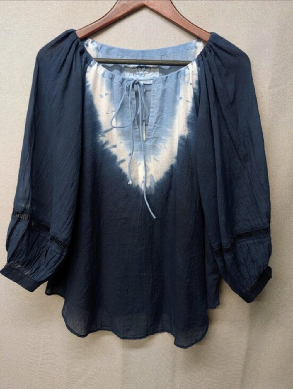 Johnny Was X Amanda Bond Navy and White Tie-Dye Peasant Blouse Size M/L NWT
